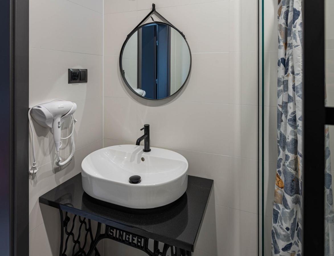 Apartamenty W Kamienicy Sieradz Buitenkant foto