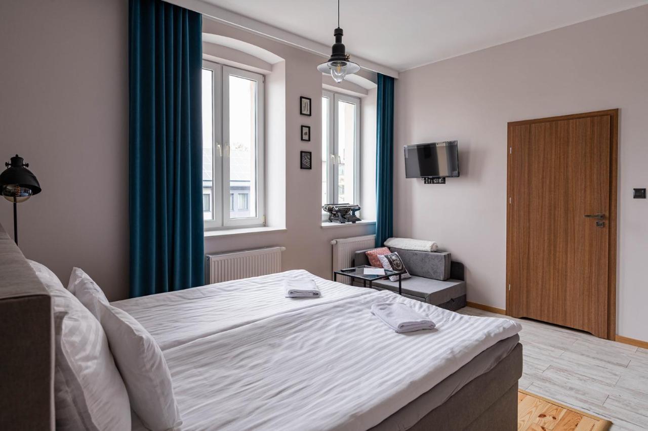 Apartamenty W Kamienicy Sieradz Buitenkant foto