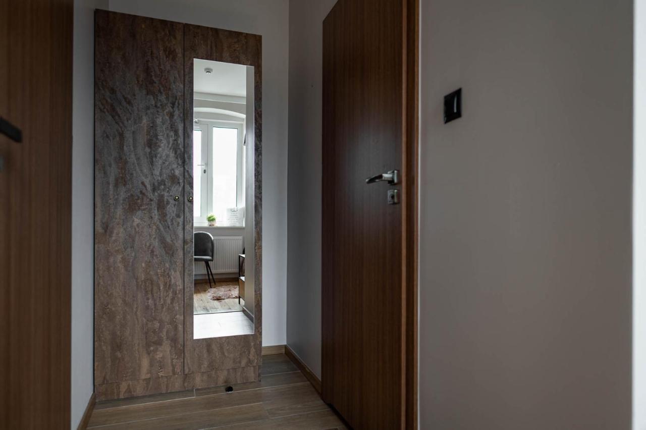 Apartamenty W Kamienicy Sieradz Buitenkant foto