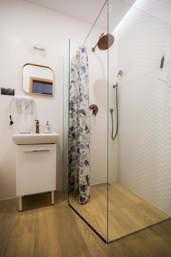 Apartamenty W Kamienicy Sieradz Buitenkant foto