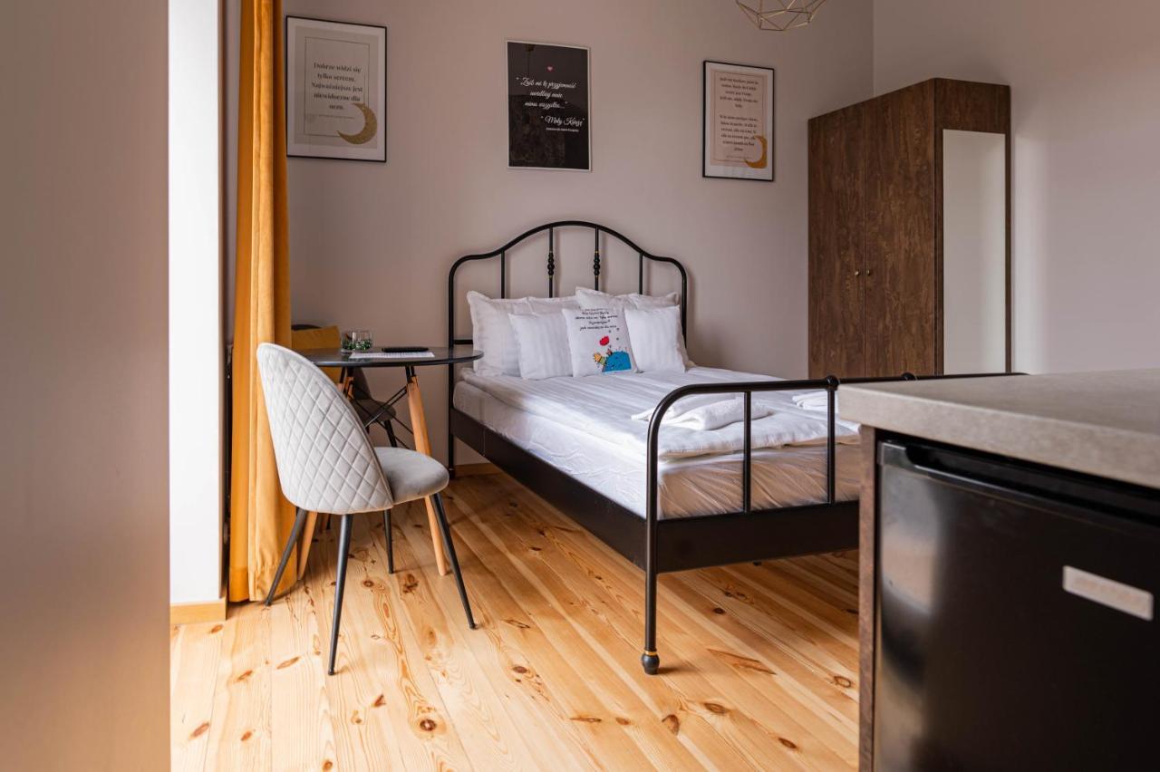 Apartamenty W Kamienicy Sieradz Buitenkant foto